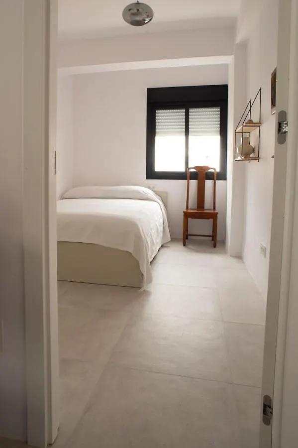 Three Bedroom Apartment In Top Location Estepona Spain